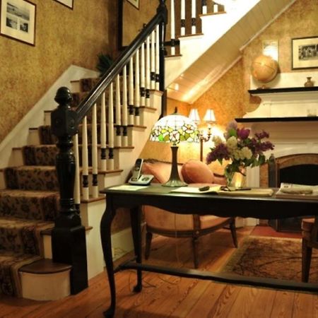 בר הרבור Central House Inn מראה חיצוני תמונה