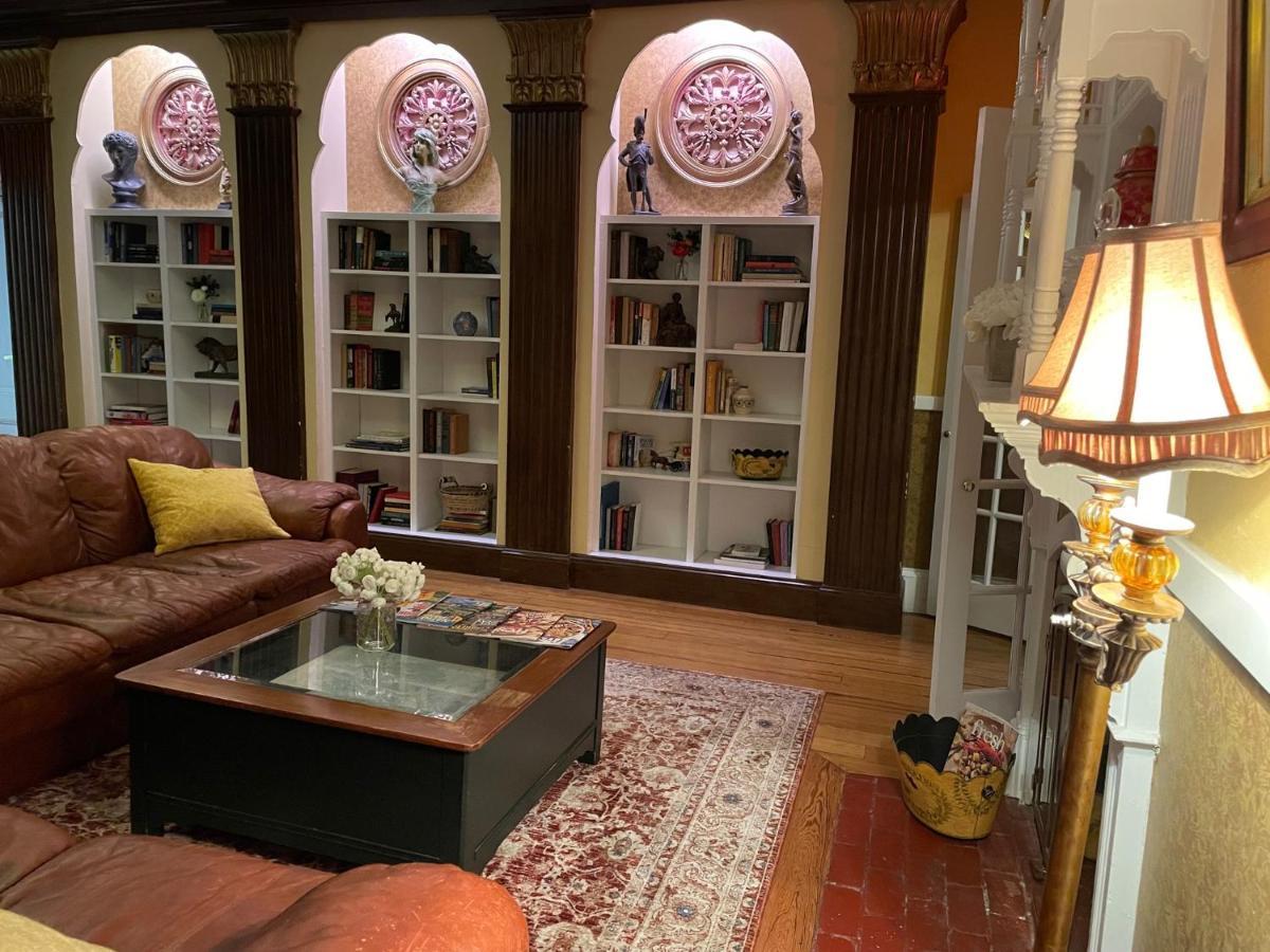 בר הרבור Central House Inn מראה חיצוני תמונה